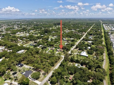 Welcome to this charming 3/2/2 home located on an oversized - photo 30