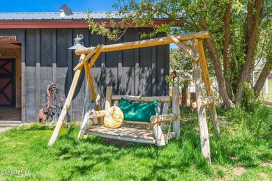 An Extraordinary Mountain Ranch In The Heart Of The Eastern - photo 43
