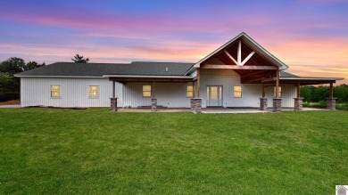 Lake Home For Sale in Murray, Kentucky