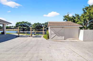 Idyllic and refined, this premier equestrian farm blends luxury - photo 23