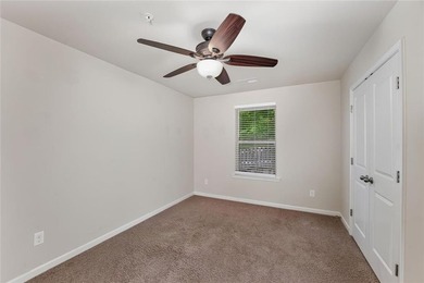 Welcome home to this move-in ready 3 bedroom, 2.5 bath townhouse - photo 26