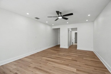 This beautifully updated 3-bedroom, 2-bathroom residence offers - photo 27