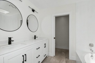 This beautifully updated 3-bedroom, 2-bathroom residence offers - photo 28