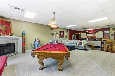 Experience everyday living that feels like a getaway. Situated - photo 34