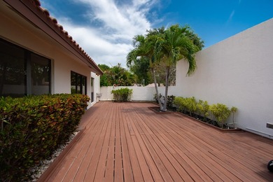This beautifully updated 3-bedroom, 2-bathroom residence offers - photo 35