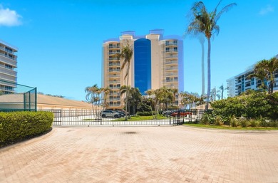 Sun-drenched oceanfront luxury awaits in this stunning SE corner - photo 41