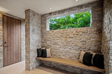 Rare offering on coveted Carmel Point, just steps from the beach - photo 3