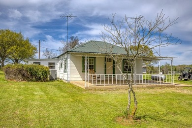 Charming Farmhouse with recent rennovations on 15 beautiful - photo 12