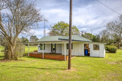 Charming Farmhouse with recent rennovations on 15 beautiful - photo 15