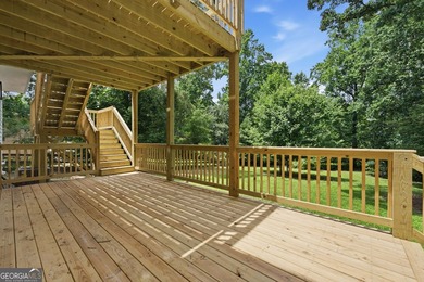 Move-in ready and completely remodeled! This 3-bedroom, 2-bath - photo 16