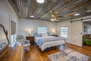 Charming Farmhouse with recent rennovations on 15 beautiful - photo 25