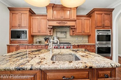 Sprawling 4,162 square foot custom ranch designed with a - photo 6
