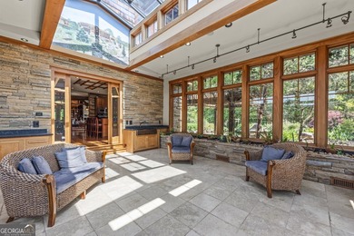 Among the rarest offerings in the region, this extraordinary - photo 33