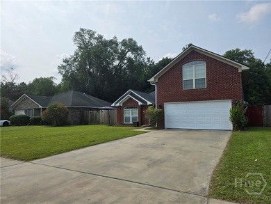 Bring all offers, pending Short Sale Approval. Step inside to an - photo 3