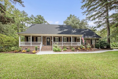 (private lake, pond, creek) Home For Sale in Ravenel South Carolina