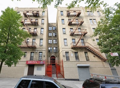 THIS BUILDING IS BEING SOLD AS A PACKAGE WITH 2490 DAVIDSON AVE - photo 1