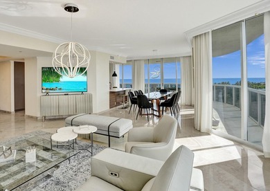 Beautifully Renovated wrap-around condo features 3BR, 2.5BA with - photo 1