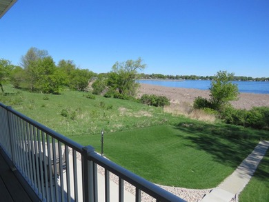 Beautiful, immaculate, and ready to move in Ranch on Fox Lake - photo 39