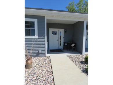Beautiful, immaculate, and ready to move in Ranch on Fox Lake - photo 42