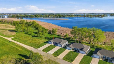 Beautiful, immaculate, and ready to move in Ranch on Fox Lake - photo 46