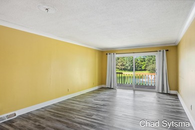 Welcome to Silverleaf! This condo community offers the best of - photo 8