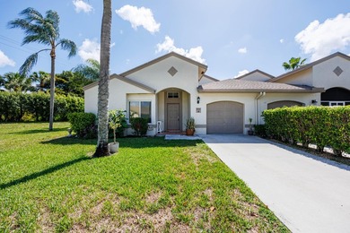 A truly hidden gem in west Boca Raton, beautiful community with - photo 1
