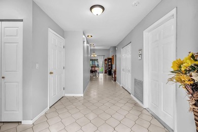 Contemporary. Superb curb appeal with S-Tile roof & long lake - photo 4