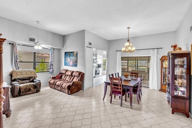 Contemporary. Superb curb appeal with S-Tile roof & long lake - photo 9