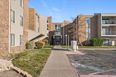 OPEN HOUSE January 24th, 12:00-1:30pm! Beautifully &