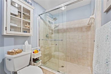 Welcome home to this charming 2 bed, 2 bath ground-floor condo - photo 13