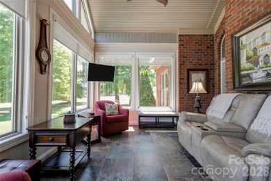 Gorgeous 3BR 2.5BA brick home on a corner lot in The Pointe - photo 20