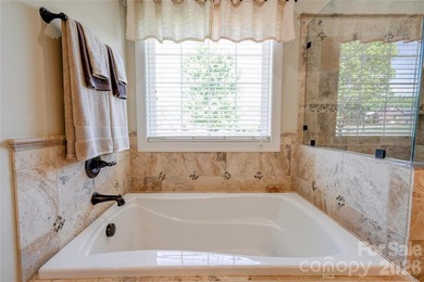 Gorgeous 3BR 2.5BA brick home on a corner lot in The Pointe - photo 30