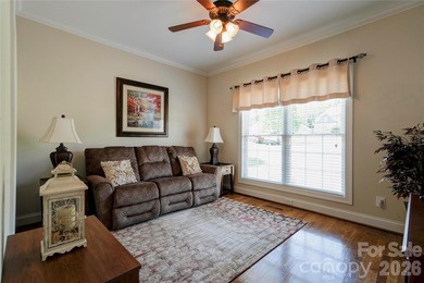 Gorgeous 3BR 2.5BA brick home on a corner lot in The Pointe - photo 32