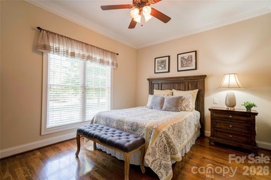 Gorgeous 3BR 2.5BA brick home on a corner lot in The Pointe - photo 34
