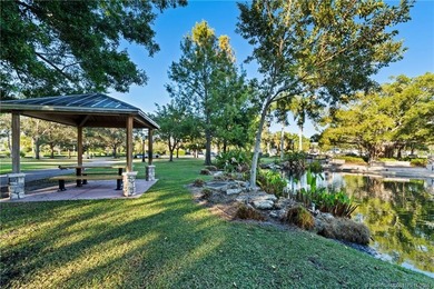 Welcome home to this charming 2 bed, 2 bath ground-floor condo - photo 34