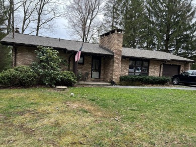 Lake Home For Sale in Kunkletown, Pennsylvania