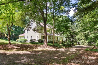 This beautifully maintained home on a lovely, private lot is - photo 3