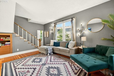 100 steps from downtown White Salmon, this historic 1910 home - - photo 5