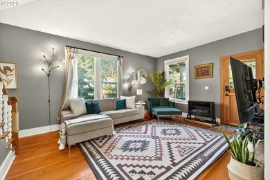 100 steps from downtown White Salmon, this historic 1910 home - - photo 6