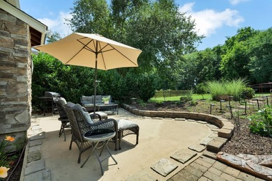 Welcome to 7345 Splendid View Drive in the highly sought-after - photo 23