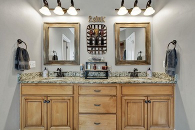 Welcome to 7345 Splendid View Drive in the highly sought-after - photo 34