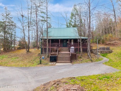 Lake Home For Sale in Sevierville, Tennessee
