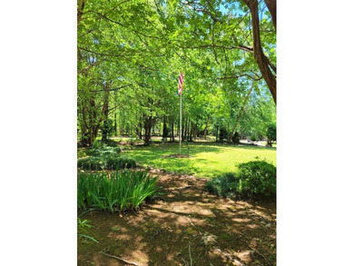 Enjoy waterfront living on Lake Murray. Beautiful home with a - photo 2