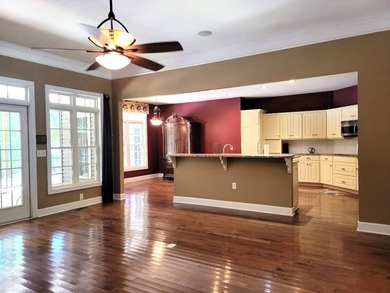 Enjoy waterfront living on Lake Murray. Beautiful home with a - photo 6