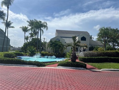 CALLING ALL INVESTORS!! Welcome to this outstanding Lakeview - photo 2