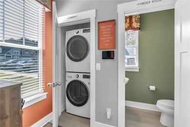 Just over 20 minutes to Downtown Greenville!! This townhome sits