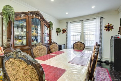 Experience the pinnacle of convenience in this beautifully - photo 8