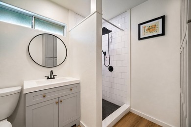 Unmatched flexibility meets prime location. Situated in the - photo 7