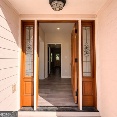 Welcome to 601 Mountain Harbor in Stone Mountain, where space - photo 4