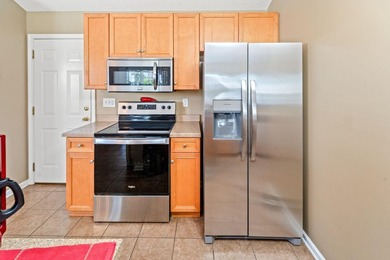 Welcome to 453 Barton Loop, a wonderful 3-bedroom 2-bath home - photo 12